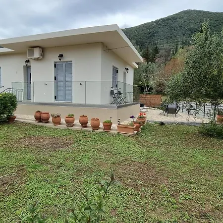 Holiday home Kipourio *